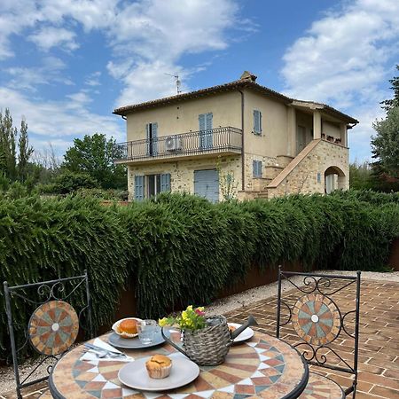 Agriturismo Qui E Ora Bevagna Eksteriør billede