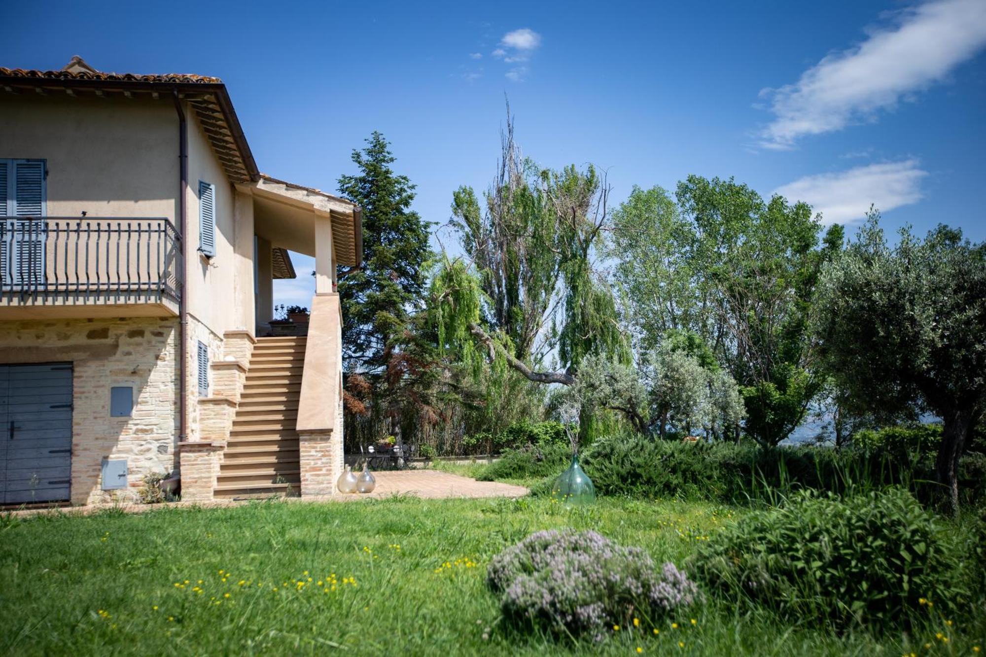 Agriturismo Qui E Ora Bevagna Eksteriør billede